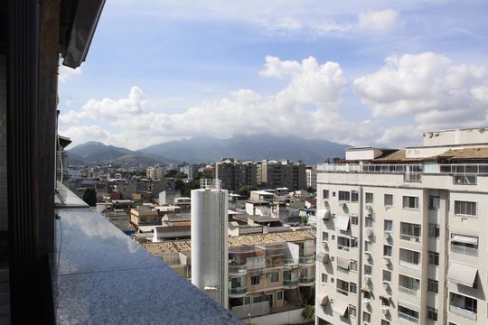 Vista da Sacada de apartamento à venda com 2 quartos, 90m² em Taquara, Rio de Janeiro