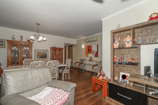 Sala de apartamento à venda com 3 quartos, 153m² em Bela Vista, Porto Alegre