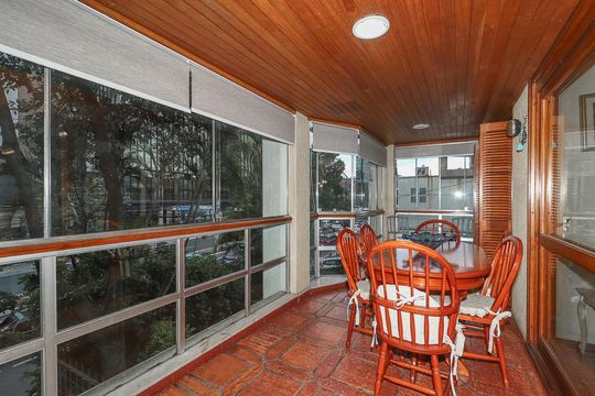 Varanda da Sala de apartamento à venda com 3 quartos, 153m² em Bela Vista, Porto Alegre