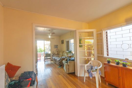 Sala de casa à venda com 2 quartos, 150m² em Nossa Senhora das Gracas, Canoas