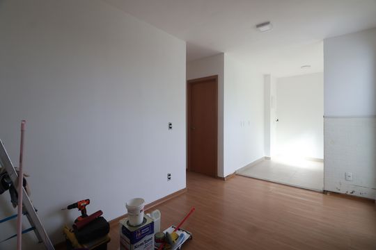 Sala de apartamento para alugar com 2 quartos, 40m² em Igara, Canoas