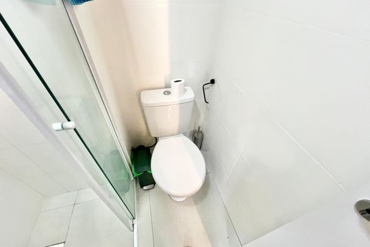 Banheiro de apartamento à venda com 2 quartos, 48m² em Jardim São Paulo, São Paulo