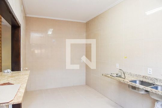 Banheiro de casa à venda com 4 quartos, 300m² em Sarandi, Porto Alegre