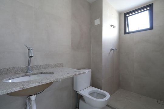Banheiro da Suíte 2 de apartamento à venda com 4 quartos, 190m² em Perdizes, São Paulo