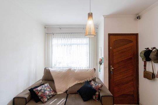 Sala de casa à venda com 2 quartos, 190m² em Vila Minerva, São Paulo