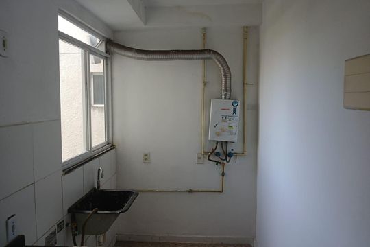 Área de serviço de apartamento para alugar com 2 quartos, 65m² em Santa Cruz, Rio de Janeiro