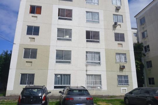 Fachada de apartamento para alugar com 2 quartos, 65m² em Santa Cruz, Rio de Janeiro