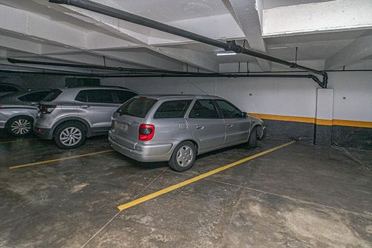 vaga na garagem 2_1 de apartamento à venda com 3 quartos, 115m² em Liberdade, São Paulo
