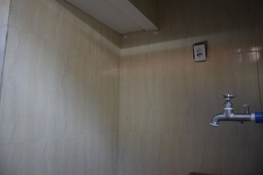 Lavanderia de casa para alugar com 2 quartos, 45m² em Jardim Santa Emília, Embu das Artes