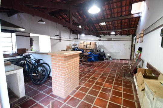 Churrasqueira de casa para alugar com 3 quartos, 1500m² em Sousas, Campinas