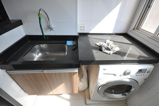 Área de Serviço de apartamento para alugar com 2 quartos, 56m² em Vila Gustavo, São Paulo