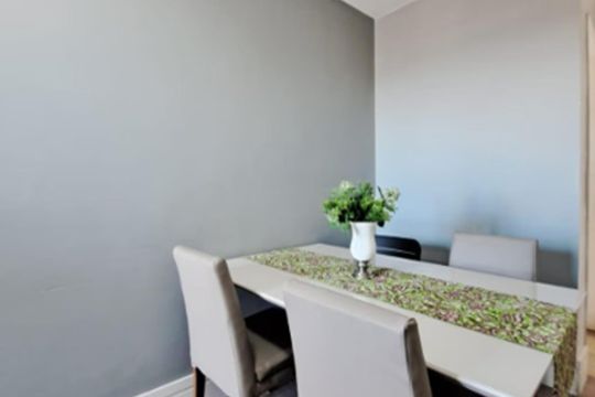 Sala de apartamento à venda com 3 quartos, 67m² em Passo d’Areia, Porto Alegre