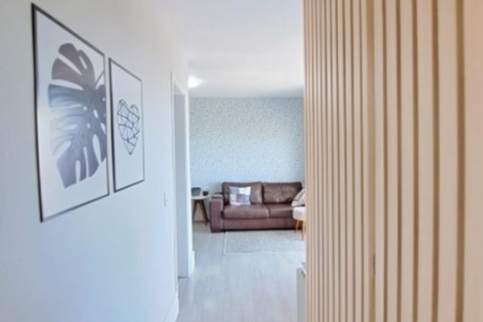 Corredor de apartamento à venda com 3 quartos, 67m² em Passo d’Areia, Porto Alegre