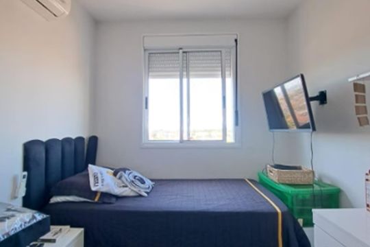 Quarto de apartamento à venda com 3 quartos, 67m² em Passo d’Areia, Porto Alegre