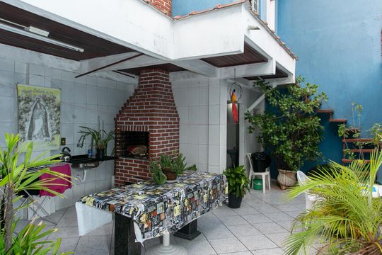 Área Externa - Churrasqueira  de casa à venda com 3 quartos, 168m² em Cidade Líder, São Paulo