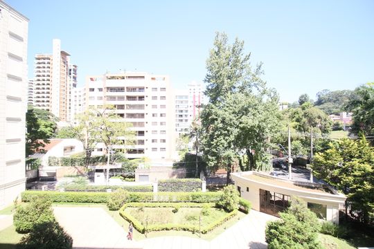 Vista Varanda da Sala de apartamento à venda com 3 quartos, 194m² em Real Parque, São Paulo