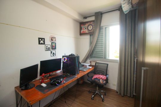 Quarto 2 de apartamento à venda com 2 quartos, 50m² em Vila Homero Thon, Santo André