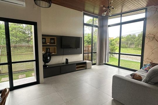 Casa para alugar com 3 quartos, 200m² em Morro das Pedras, Florianópolis