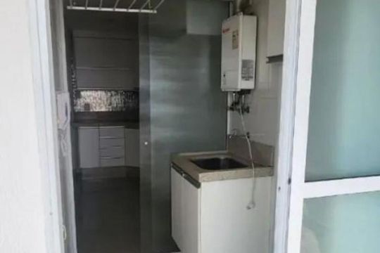Área de serviço de apartamento para alugar com 3 quartos, 84m² em Jardim Zaira, Guarulhos