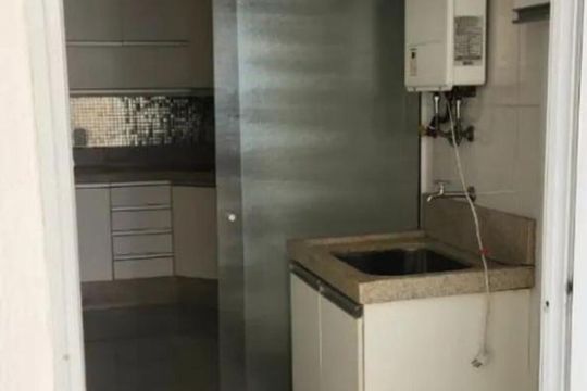 Área de serviço de apartamento para alugar com 3 quartos, 84m² em Jardim Zaira, Guarulhos