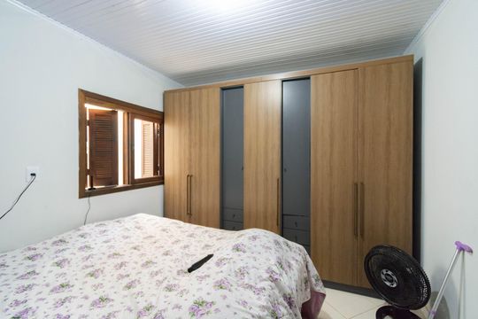 Casa à venda com 3 quartos, 118m² em Harmonia, Canoas