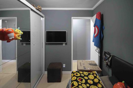 Quarto de apartamento à venda com 2 quartos, 45m² em Jardim Santa Teresinha, São Paulo