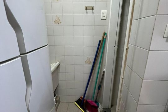 Cozinha de kitnet/studio à venda com 1 quarto, 42m² em Copacabana, Rio de Janeiro