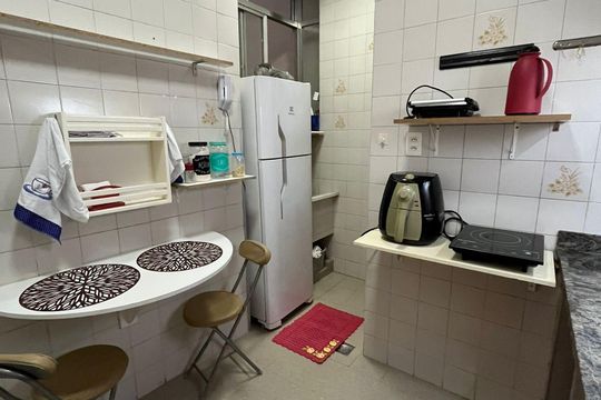 Cozinha de kitnet/studio à venda com 1 quarto, 42m² em Copacabana, Rio de Janeiro