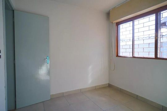 Quarto 1 de casa à venda com 3 quartos, 82m² em Passo das Pedras, Porto Alegre