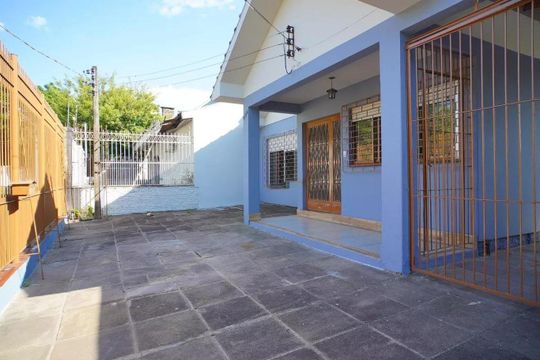 Casa à venda com 3 quartos, 82m² em Passo das Pedras, Porto Alegre
