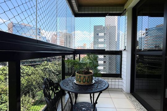 Sacada de apartamento à venda com 4 quartos, 130m² em Nova Campinas, Campinas