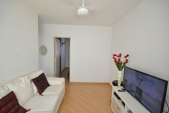 Sala de apartamento à venda com 2 quartos, 48m² em Vila Gustavo, São Paulo