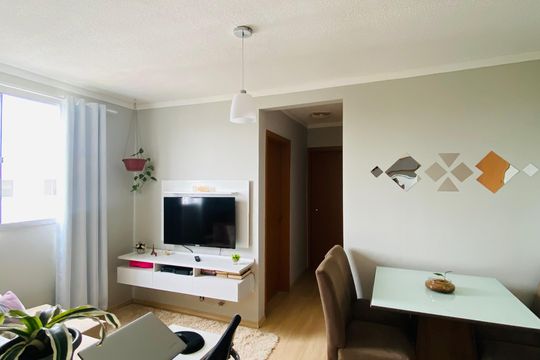 Sala de apartamento à venda com 2 quartos, 45m² em Jardim Dona Leopoldina, Porto Alegre