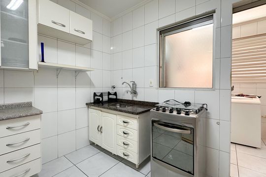 Cozinha de apartamento à venda com 2 quartos, 132m² em Jardim do Mar, São Bernardo do Campo