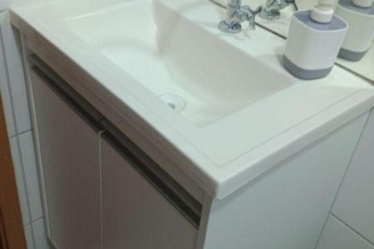 Banheiro de apartamento à venda com 2 quartos, 48m² em Tres Barras, Contagem