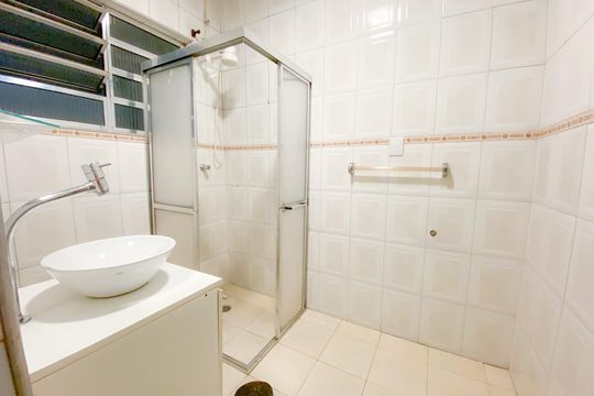 Banheiro de apartamento à venda com 2 quartos, 100m² em Bom Retiro, São Paulo
