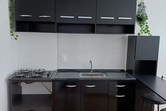 Cozinha de apartamento à venda com 1 quarto, 25m² em Guaianases, São Paulo