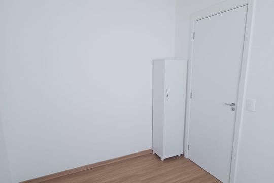 Quarto de apartamento à venda com 1 quarto, 25m² em Guaianases, São Paulo