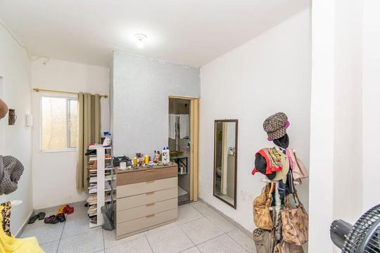 Suíte de casa para alugar com 1 quarto, 400m² em Irajá, Rio de Janeiro