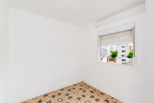 Quarto de apartamento à venda com 2 quartos, 45m² em Santa Rosa de Lima, Porto Alegre