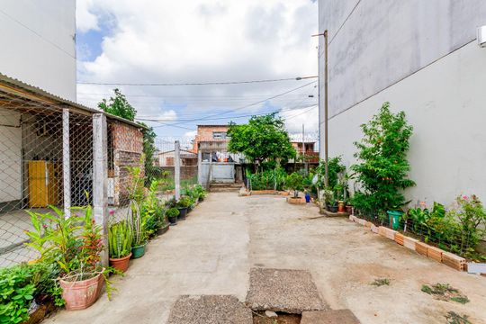 Área externa de apartamento para alugar com 2 quartos, 45m² em Santa Rosa de Lima, Porto Alegre