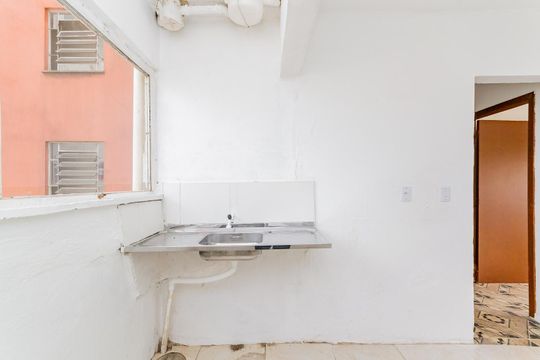 Cozinha de apartamento para alugar com 2 quartos, 45m² em Santa Rosa de Lima, Porto Alegre
