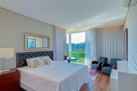 Casa de Condomínio à venda com 4 quartos, 885m² em Residencial Tambore III, Santana de Parnaíba