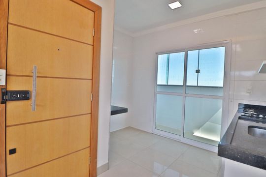 Cozinha de apartamento para alugar com 2 quartos, 40m² em Umuarama, Uberlândia