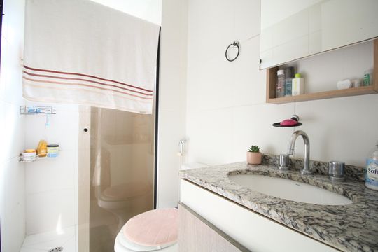 Banheiro 1  de apartamento à venda com 4 quartos, 115m² em Parque Taboao, Taboão da Serra