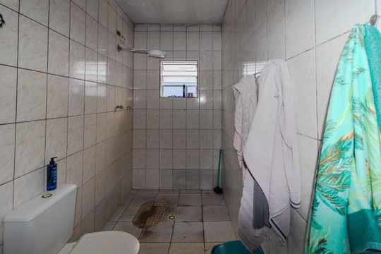Banheiro de casa para alugar com 3 quartos, 220m² em Água Rasa, São Paulo