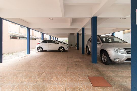 Garagem de apartamento à venda com 1 quarto, 48m² em Azenha, Porto Alegre