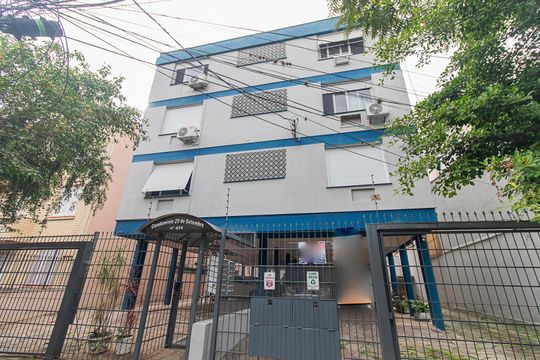 Fachada de apartamento à venda com 1 quarto, 48m² em Azenha, Porto Alegre
