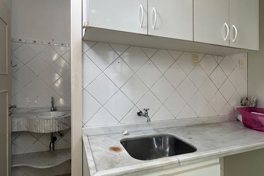 Área de Serviço de casa para alugar com 3 quartos, 300m² em Gonzaga, Santos