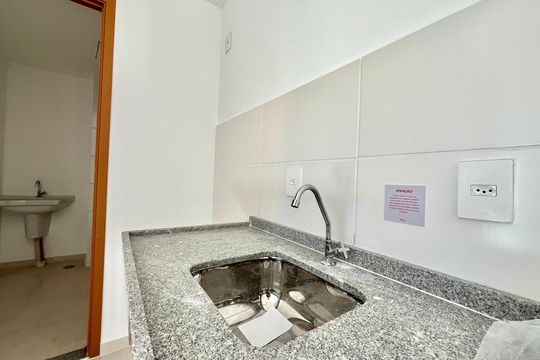Cozinha de apartamento à venda com 1 quarto, 28m² em Vila Monte Alegre, São Paulo